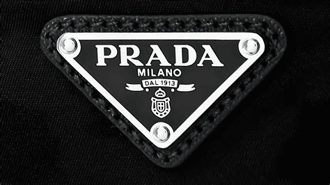 prada zeichen kaufen|Women's Prada Symbole .